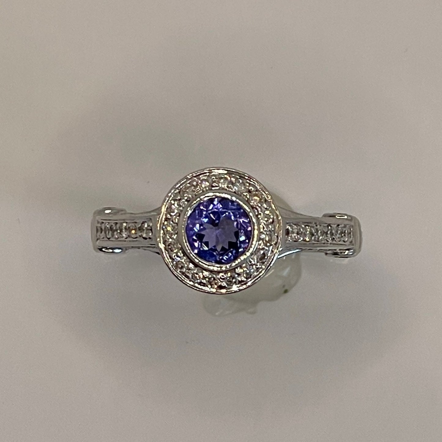 Diamond and Tanzanite Ring