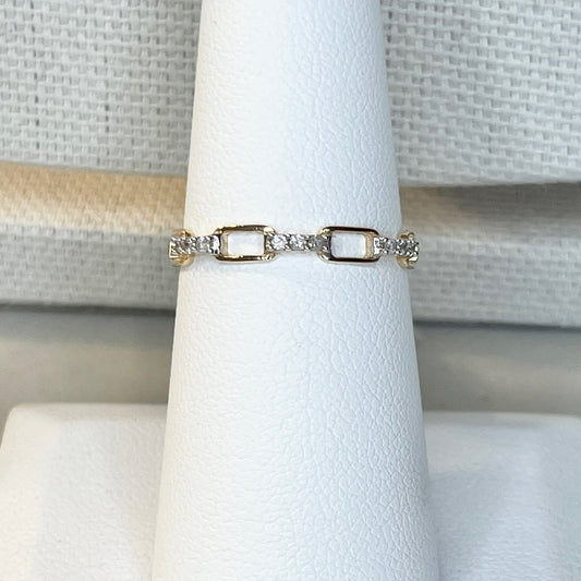 14K Gold Paperclip Diamond Ring