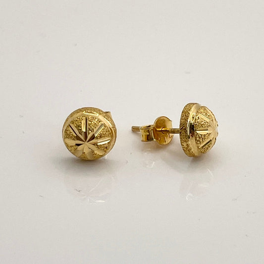 21K Gold Diamond Cut Stud Earrings